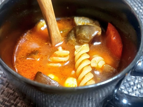 入れるだけ!レンジでミネストローネ風スープパスタ